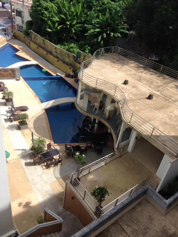 Phuketbnbdotcom 2 Bedrooms 2 Balconies Oceanpoolviews Appartamento