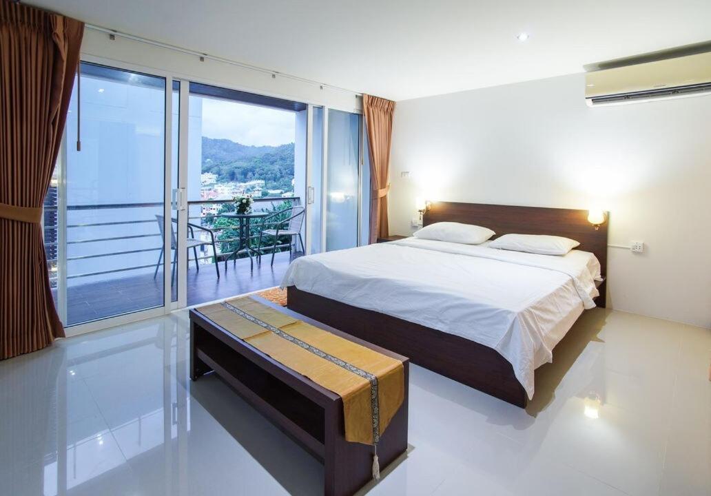 Phuketbnbdotcom 2 Bedrooms 2 Balconies Oceanpoolviews