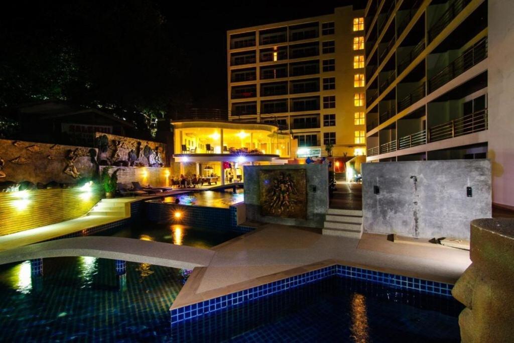 Appartamento Phuketbnbdotcom 2 Bedrooms 2 Balconies Oceanpoolviews Patong