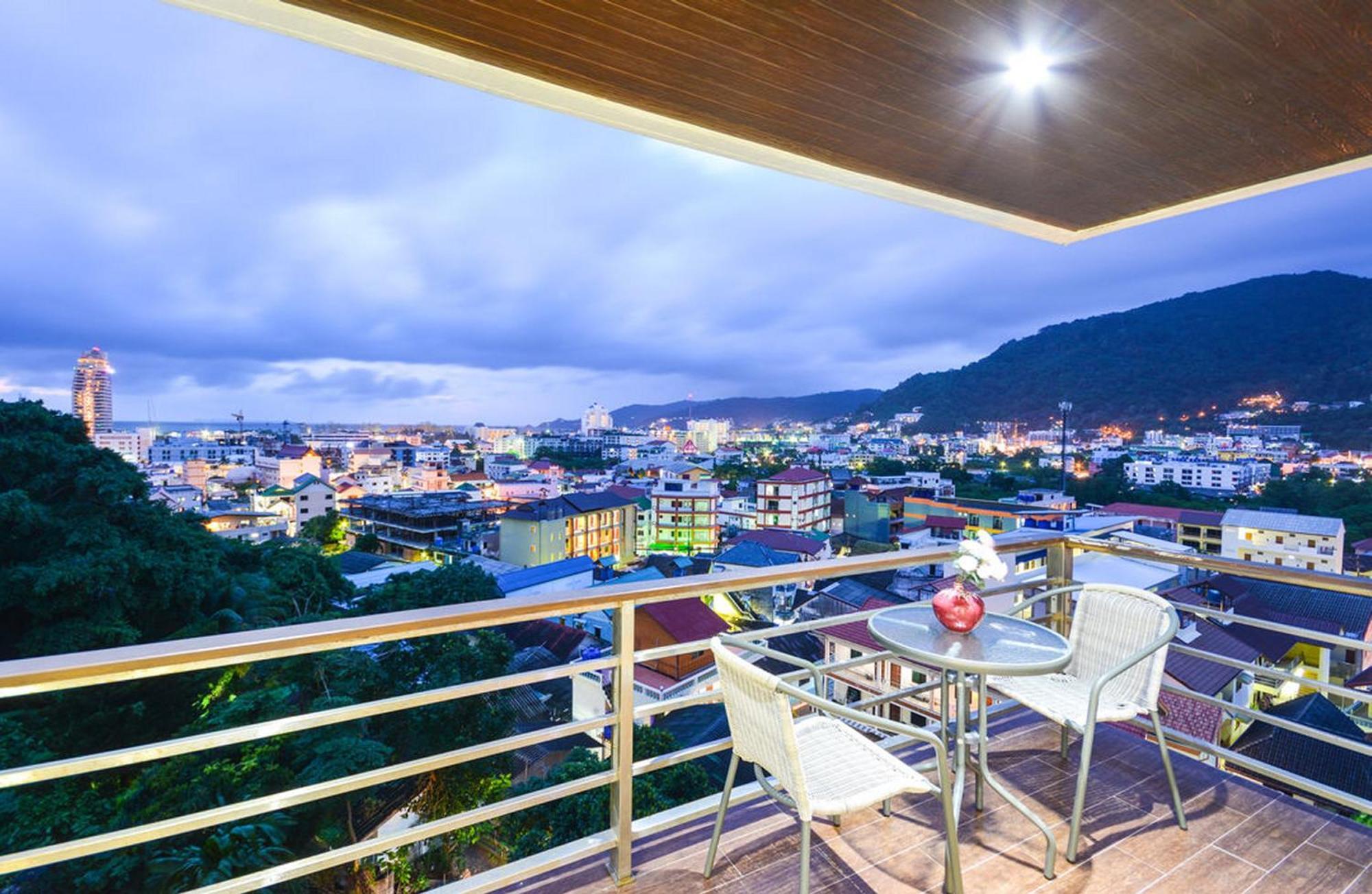 Appartamento Phuketbnbdotcom 2 Bedrooms 2 Balconies Oceanpoolviews Patong